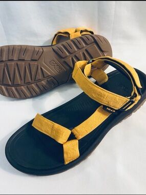 TEVA HURRICANE XTL Hiking Sandals